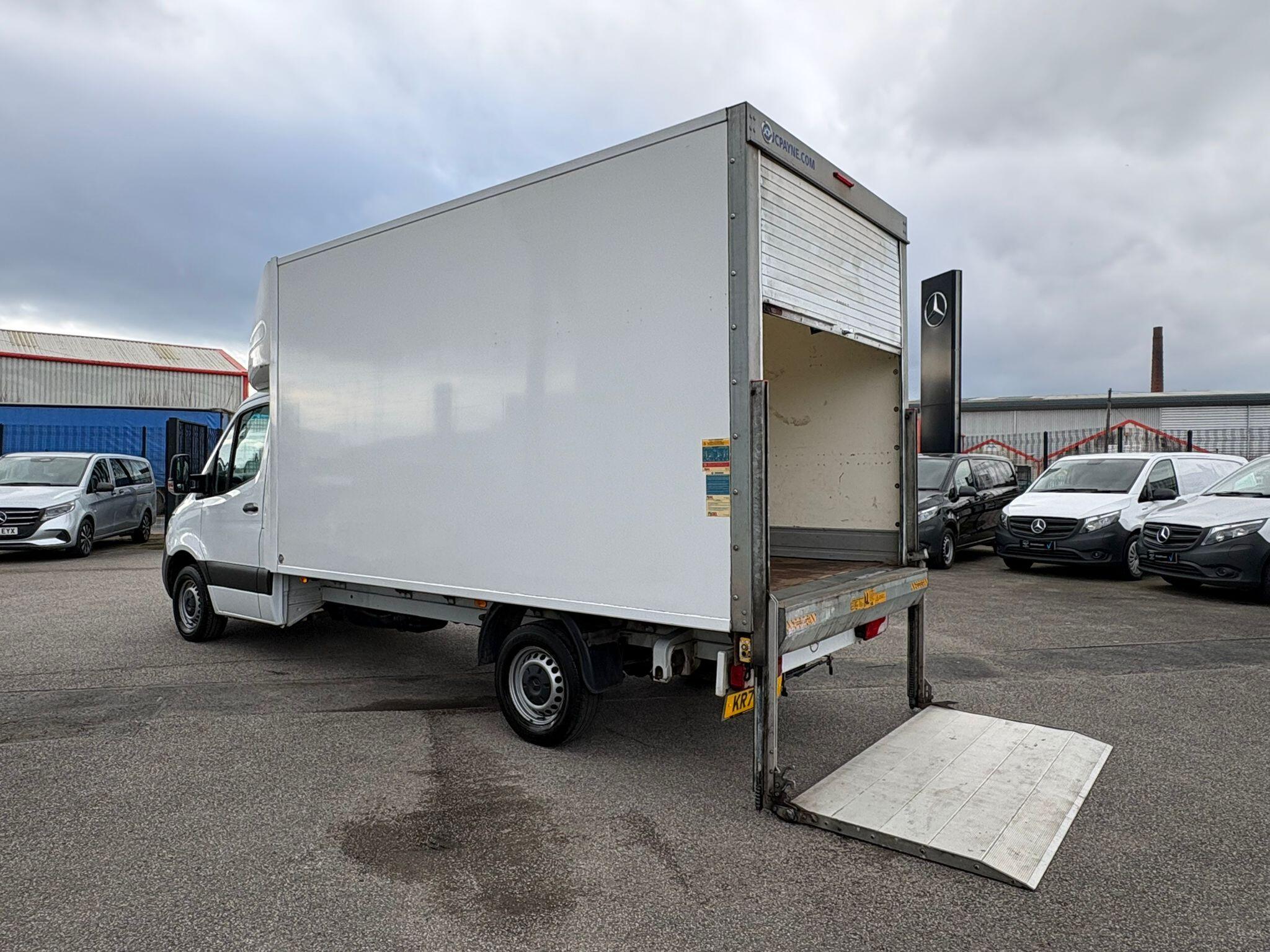 Mercedes-Benz Sprinter